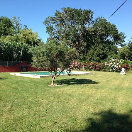 לינה וארוחת בוקר בזייה Les Jardins Du Rebaut מראה חיצוני תמונה